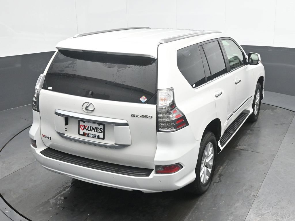 Used 2019 Lexus GX 460 image 34