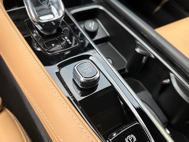Certified 2025 Volvo V90 B6 Cross Country Ultra AWD/4WD image 19