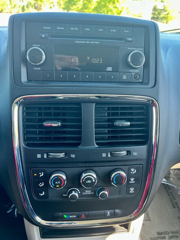 Used 2014 Dodge Grand Caravan SE w/ Quick Order Package 29E SE image 13