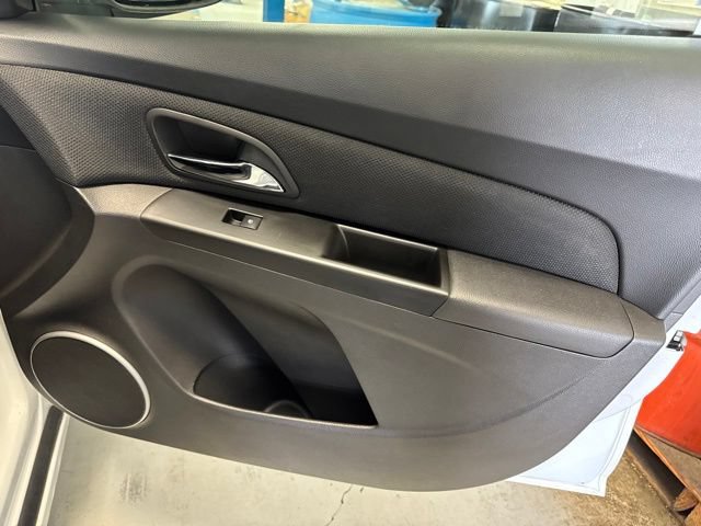 Used 2012 Chevrolet Cruze LTZ FWD image 19