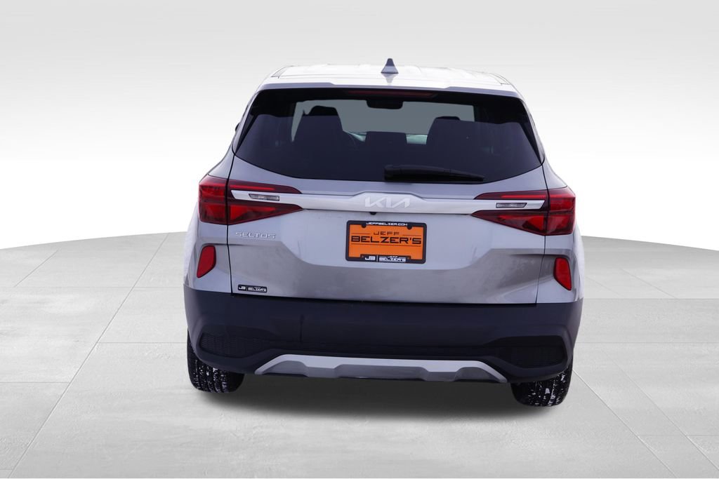 Used 2023 Kia Seltos LX image 6
