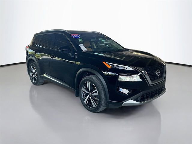 Used 2023 Nissan Rogue Platinum FWD image 2
