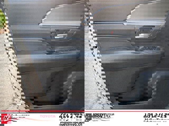 Certified 2024 Toyota Grand Highlander XLE image 10