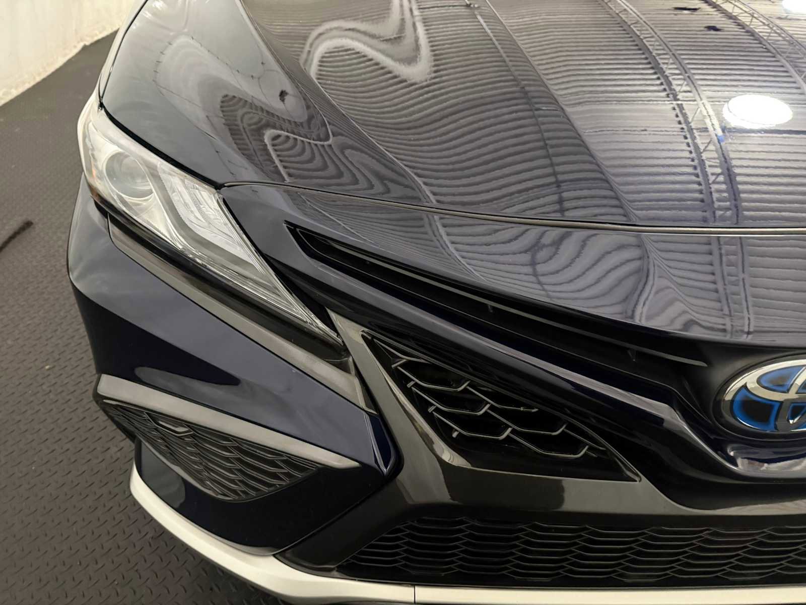 Certified 2021 Toyota Camry XSE image 4