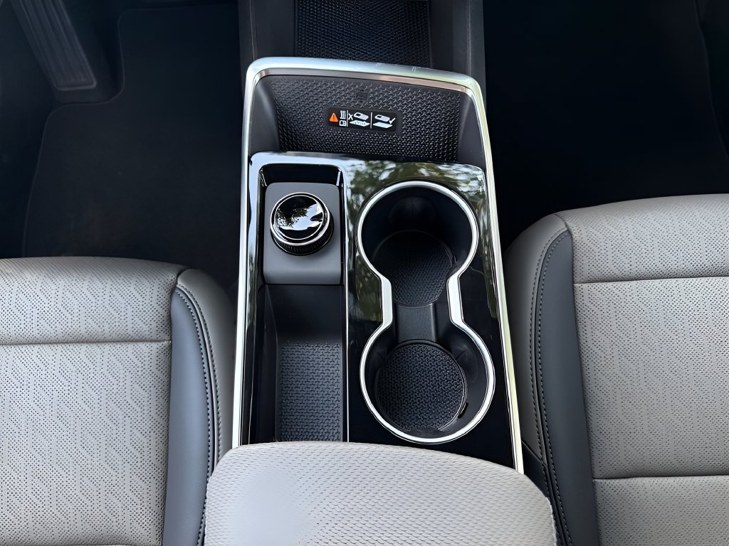 New 2027 Chevrolet Equinox LT FWD image 22