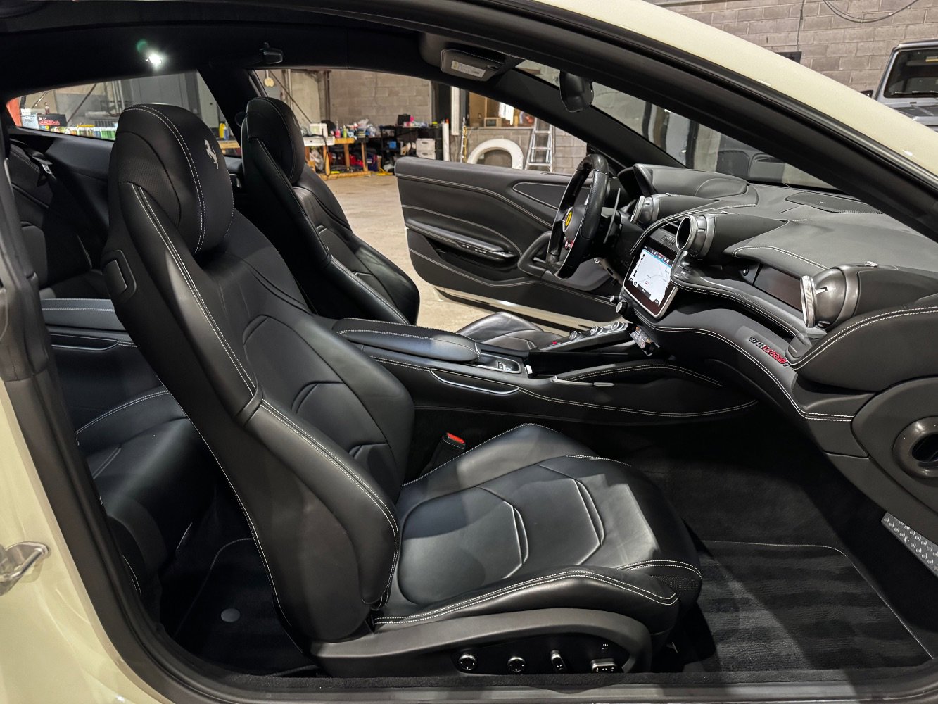 Used 2019 Ferrari GTC4Lusso T RWD image 23