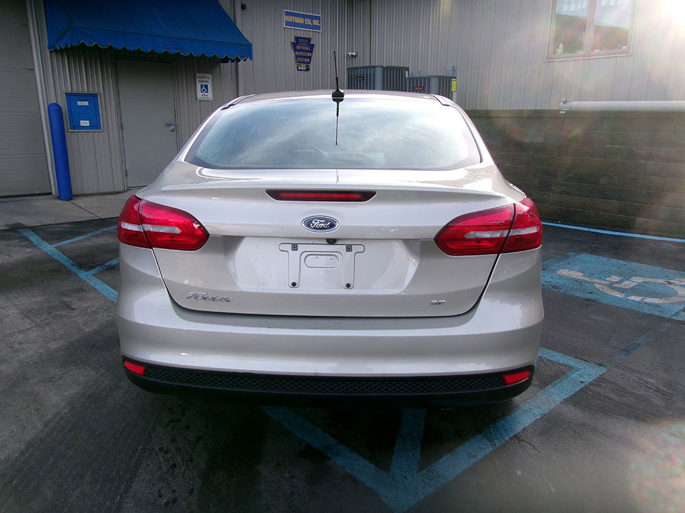 Used 2017 Ford Focus SE FWD image 7