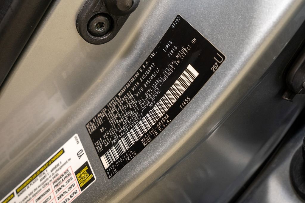 Used 2023 Toyota Corolla Cross LE image 18