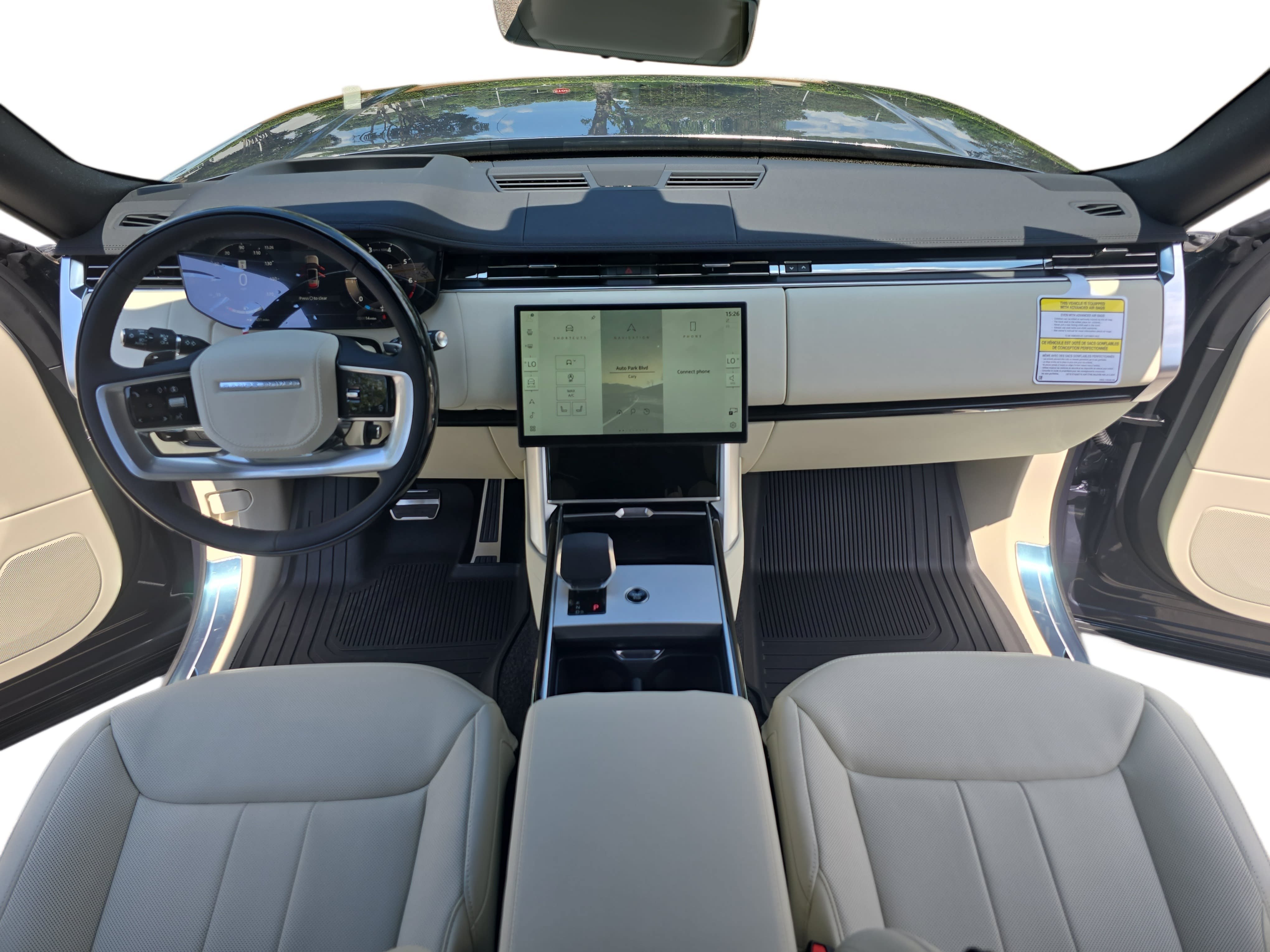 New 2026 Land Rover Range Rover Long Wheelbase SE AWD/4WD image 9