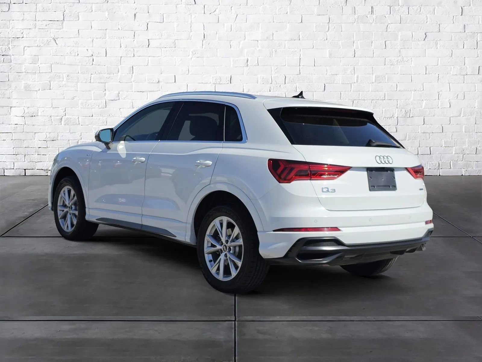 Used 2022 Audi Q3 2.0T Premium Plus AWD/4WD image 5
