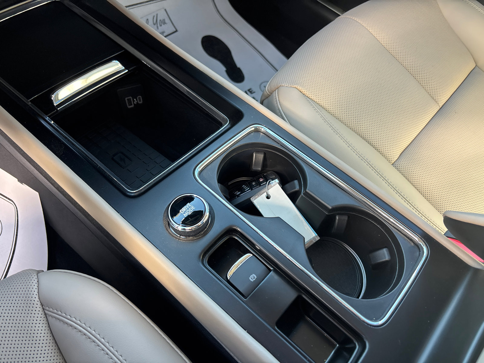 New 2026 Lincoln Corsair Reserve image 24