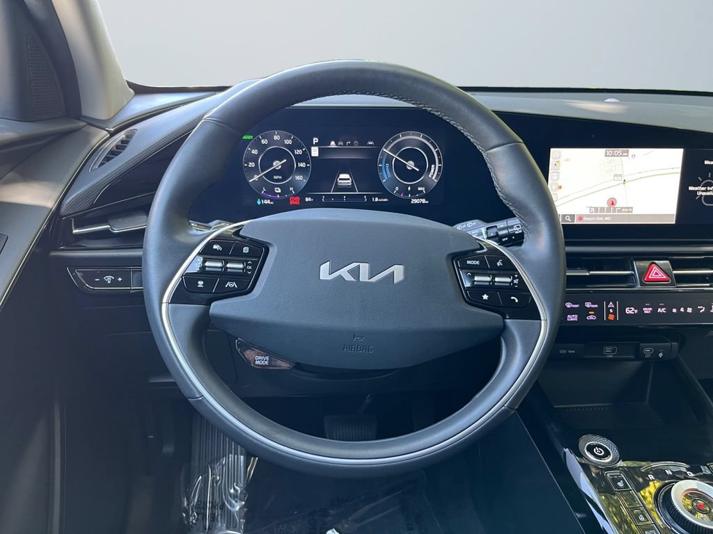 Used 2023 Kia Niro Wind w/ Wind Preserve Package FWD image 12