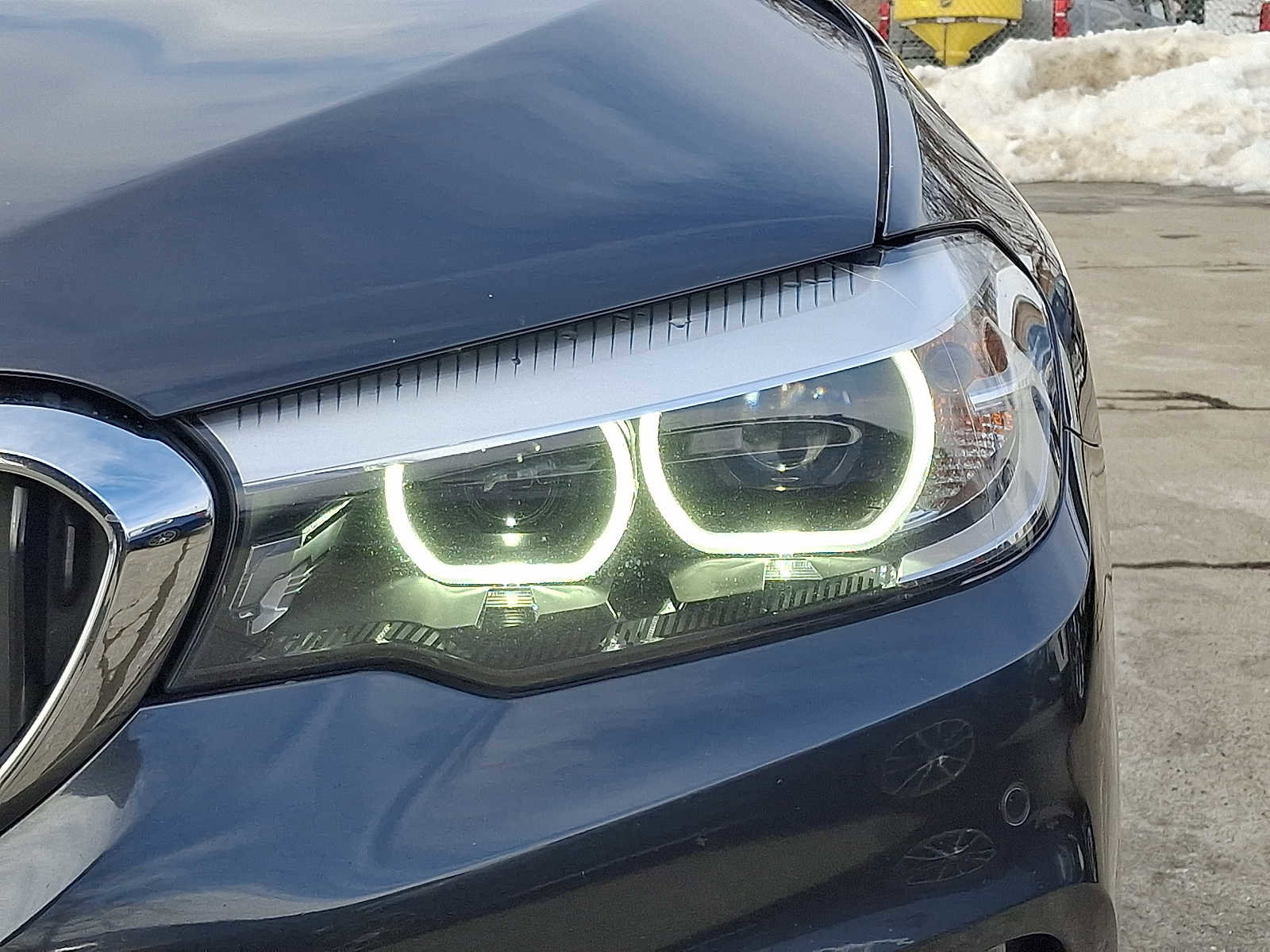 Used 2018 BMW 530i xDrive image 9