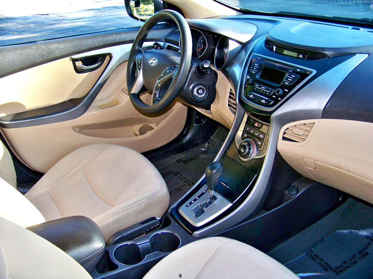 Used 2013 Hyundai Elantra GLS image 38