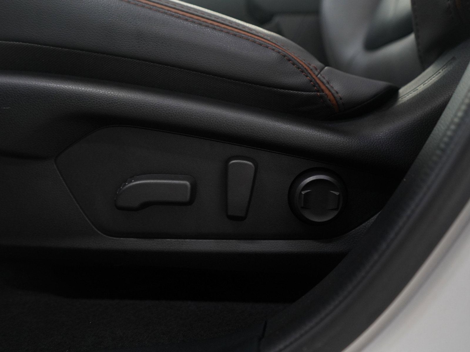 Used 2025 Subaru Forester Sport image 24