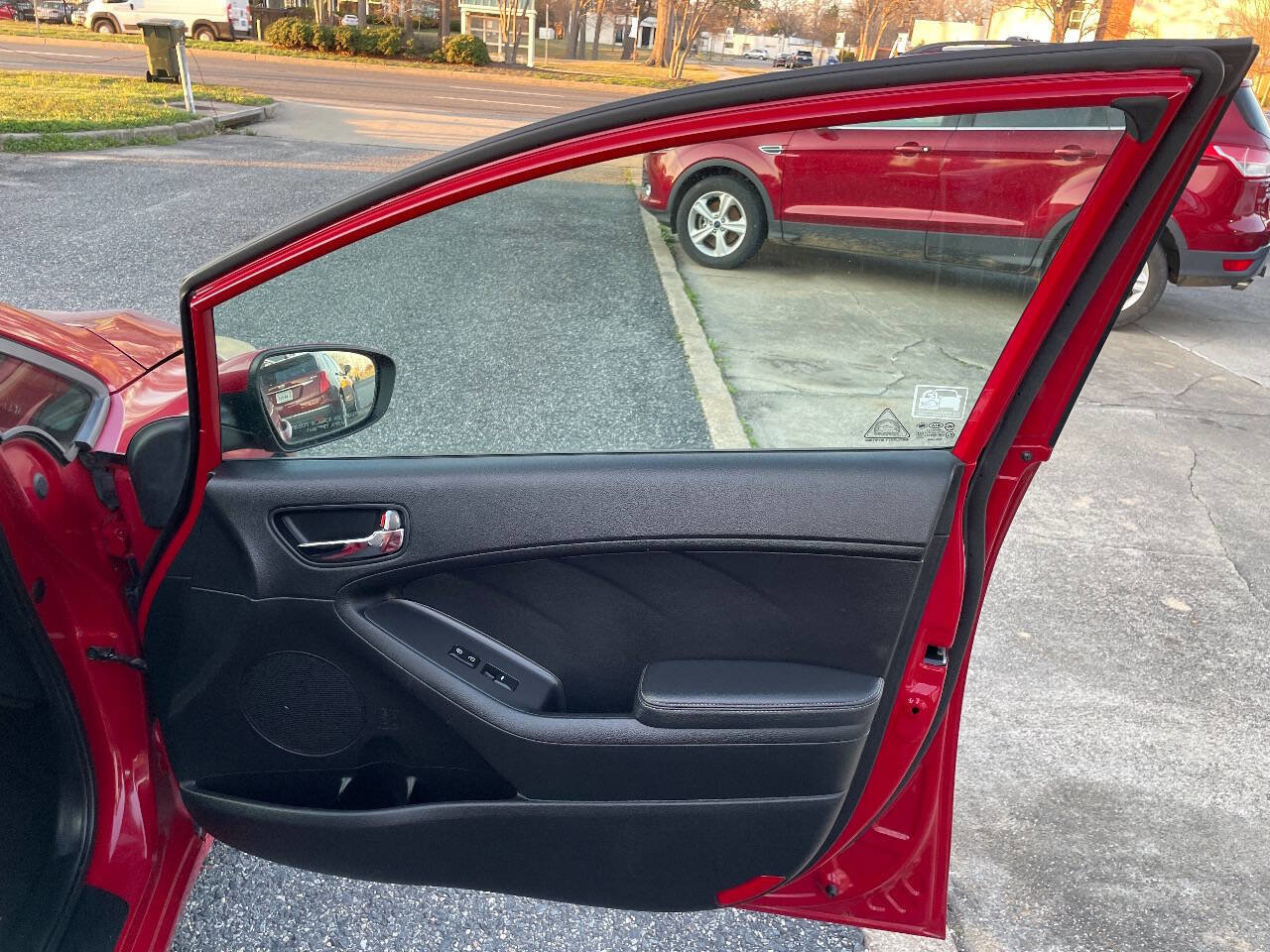 Used 2014 Kia Forte LX w/ Popular Package image 28