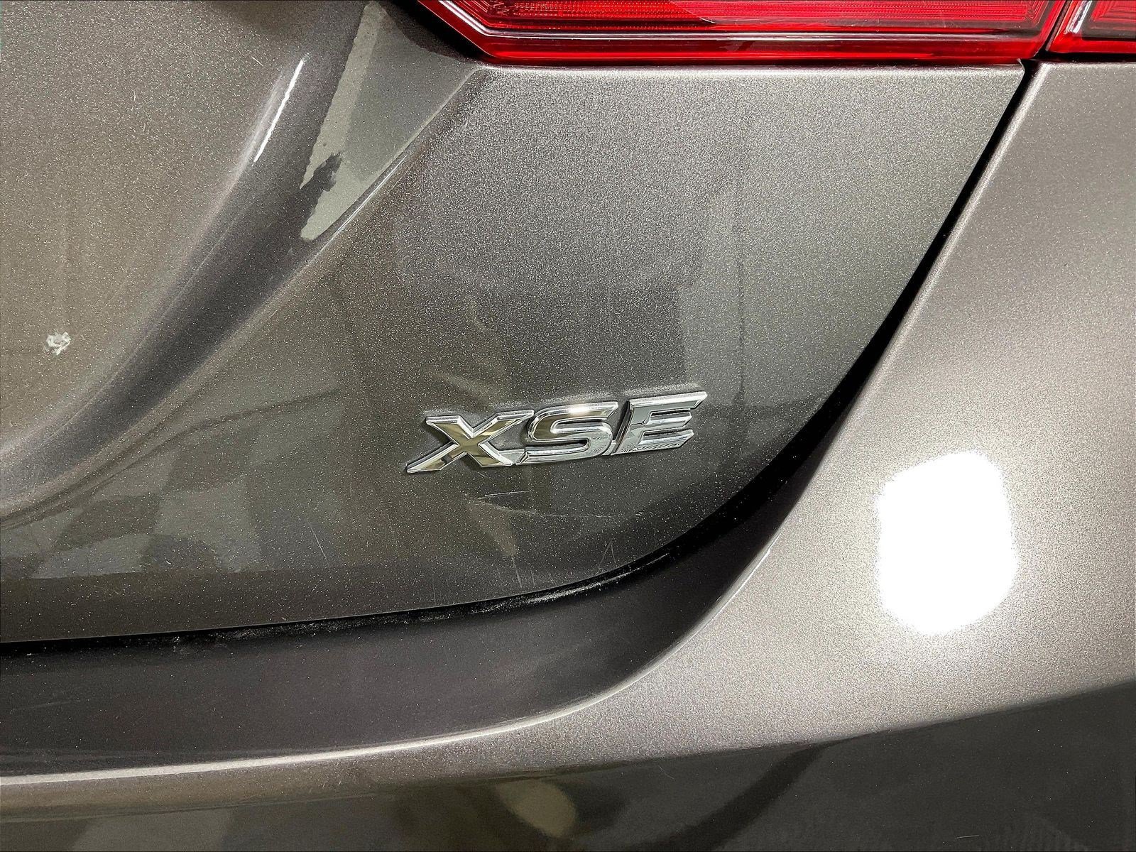 Used 2021 Toyota Camry XSE FWD image 23