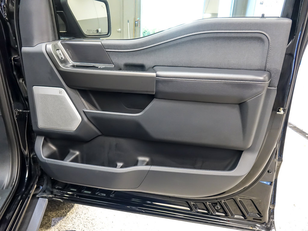 Used 2025 Ford F150 Lariat AWD/4WD image 24