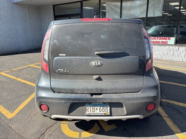 Used 2017 Kia Soul + image 8