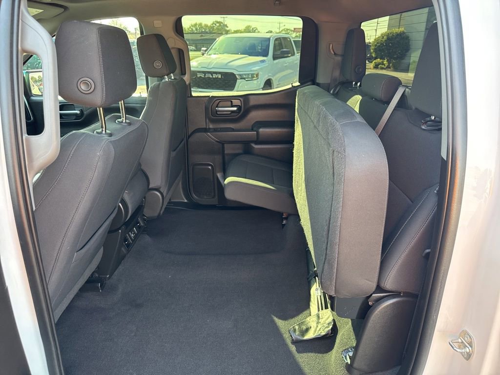 Used 2022 Chevrolet Silverado 1500 LT image 22