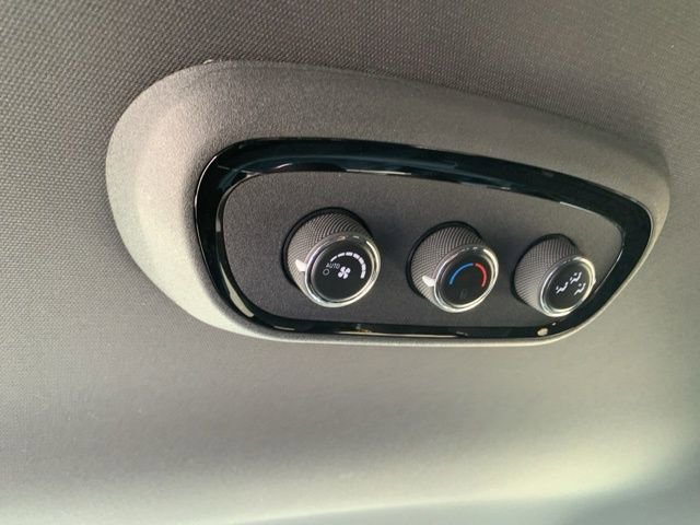 Used 2024 Dodge Durango GT image 43