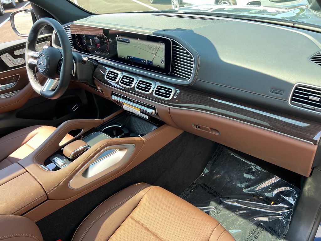 New 2026 Mercedes-Benz GLS 450 4MATIC image 30