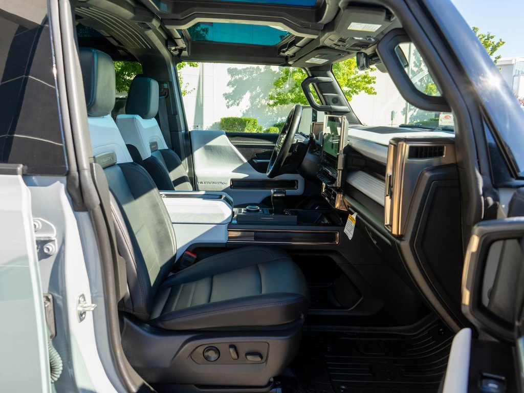 New 2025 GMC Hummer EV 3X w/ LPO, Dark Essentials Package image 10
