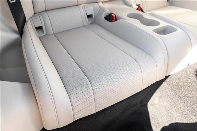 New 2026 Mercedes-Benz CLE 300 4MATIC Coupe image 29