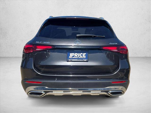 Used 2024 Mercedes-Benz GLC 300 4MATIC image 7