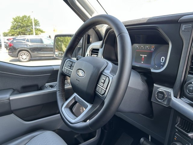 New 2025 Ford F150 Lariat w/ Equipment Group 502A High image 37