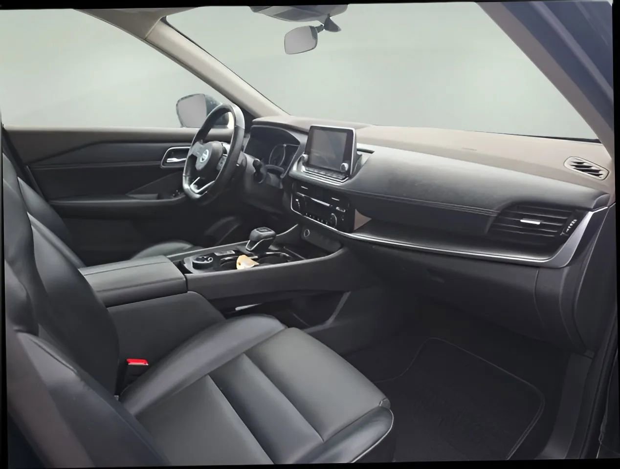 Used 2021 Nissan Rogue SV AWD/4WD image 23