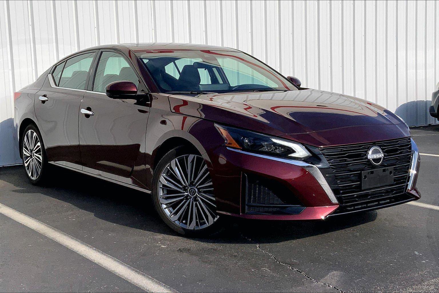 Used 2024 Nissan Altima 2.5 SL image 31