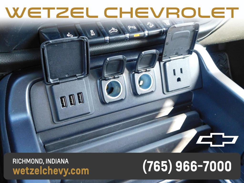 Used 2015 Chevrolet Silverado 2500 LTZ w/ Duramax Plus Package AWD/4WD image 39
