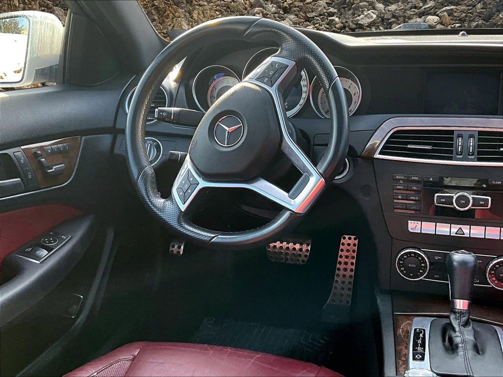 Used 2015 Mercedes-Benz C 250 Coupe image 5