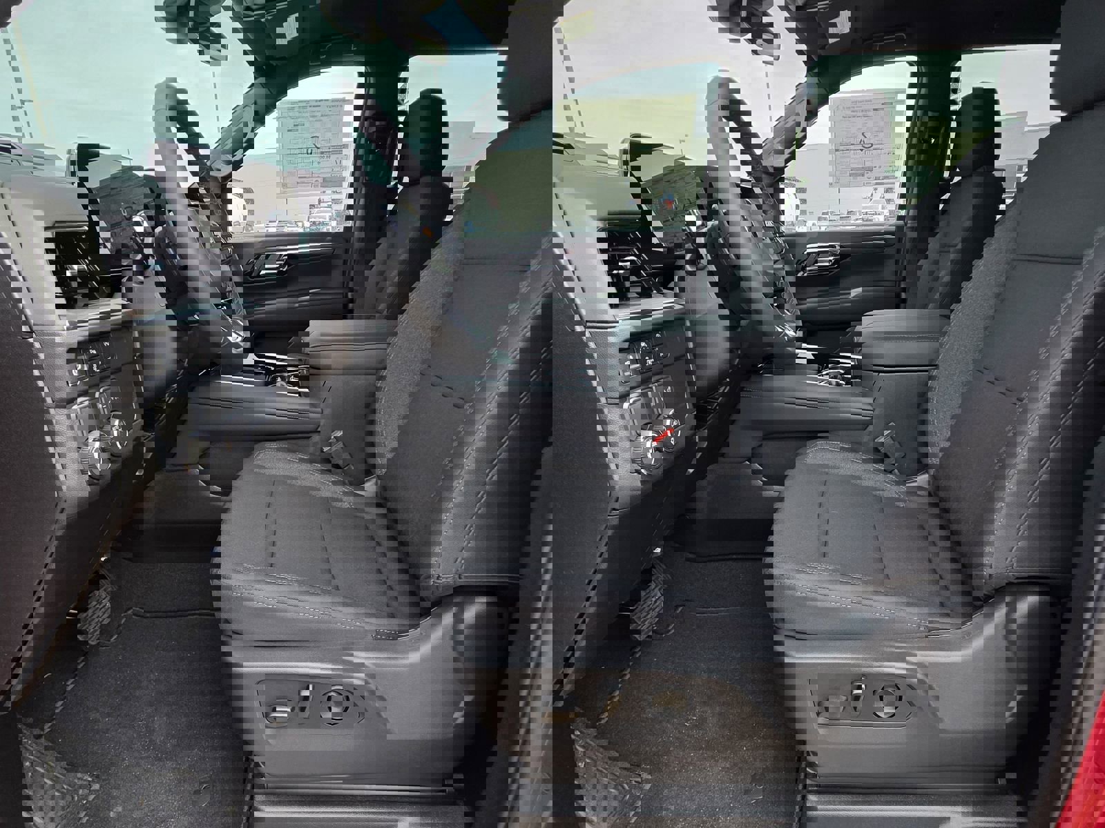 New 2026 Chevrolet Suburban LS image 14