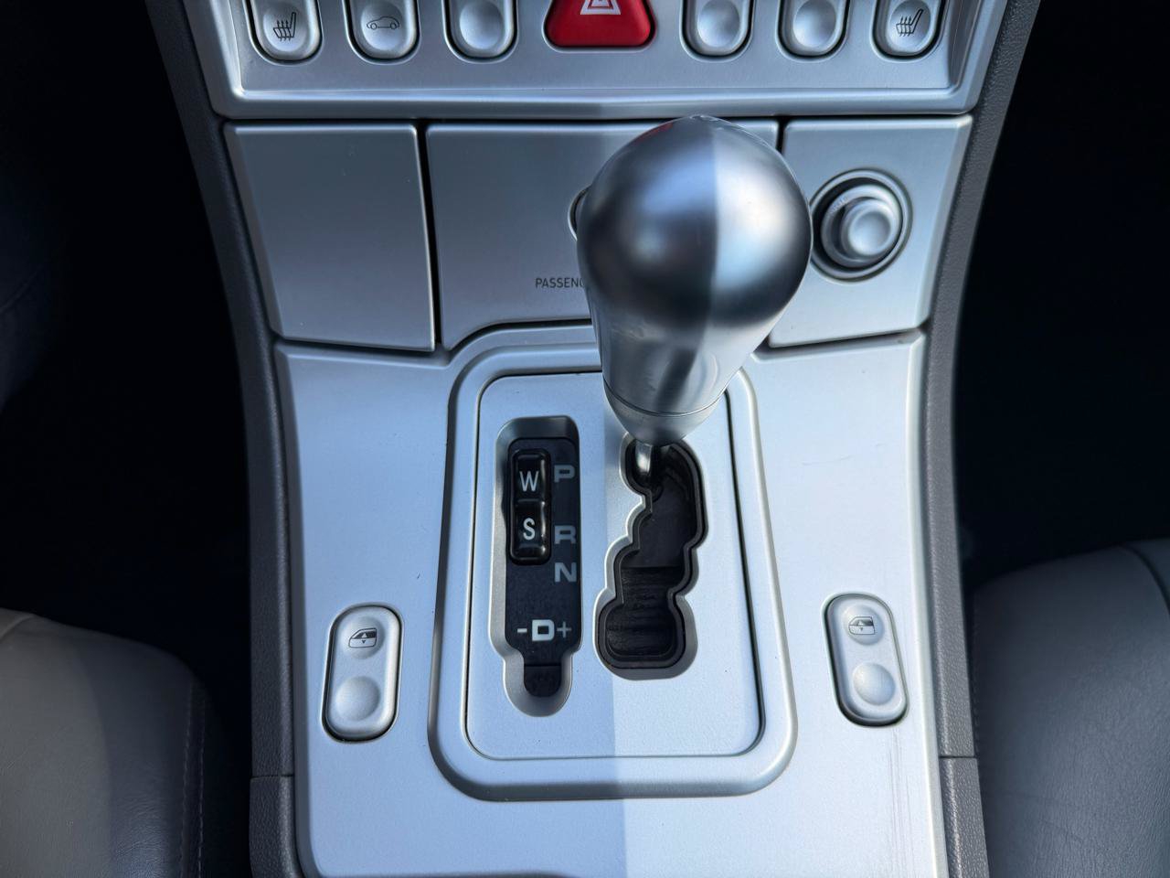 Used 2005 Chrysler Crossfire Limited RWD image 26