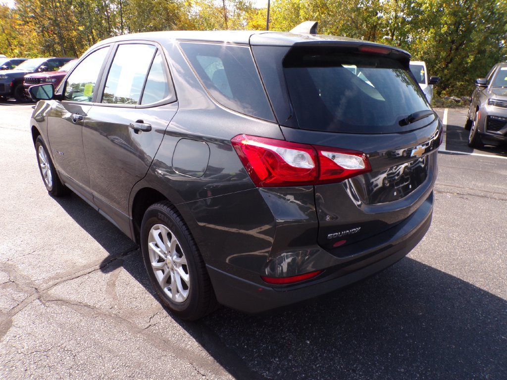 Used 2021 Chevrolet Equinox LS AWD/4WD image 12