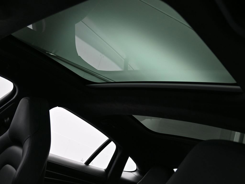 Certified 2021 Porsche Panamera GTS image 23