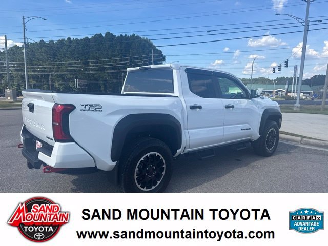 Used 2024 Toyota Tacoma TRD Off-Road AWD/4WD image 3