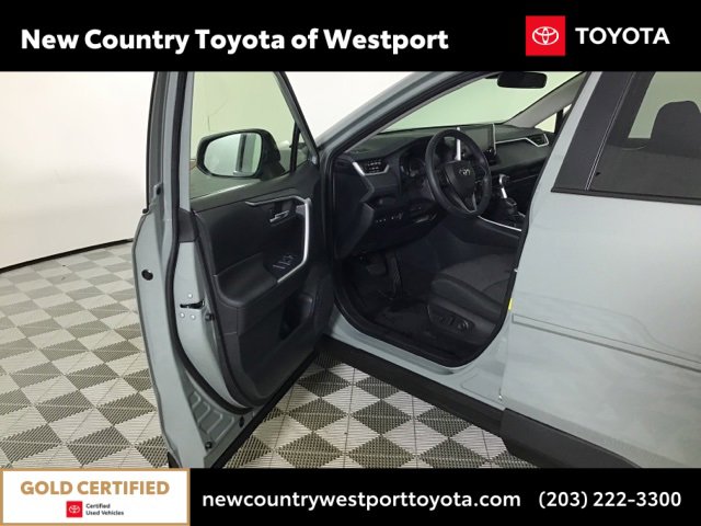 Certified 2020 Toyota RAV4 XLE image 10
