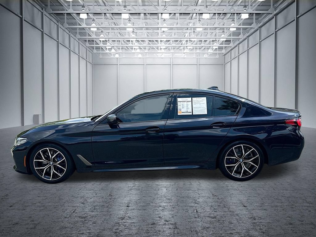 Used 2023 BMW M550i xDrive w/ Dynamic Handling Package AWD/4WD image 4