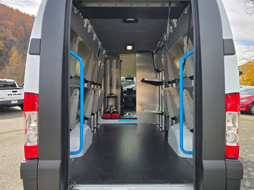 Used 2024 RAM ProMaster 3500 w/ Delivery Van Package image 13