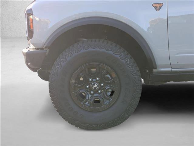 New 2025 Ford Bronco Badlands image 10