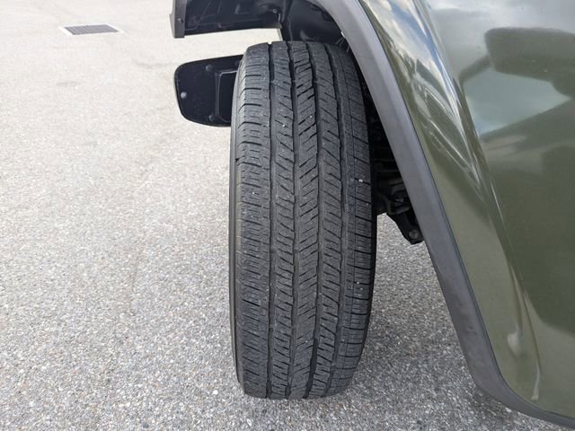 Used 2021 Jeep Gladiator Sport image 37