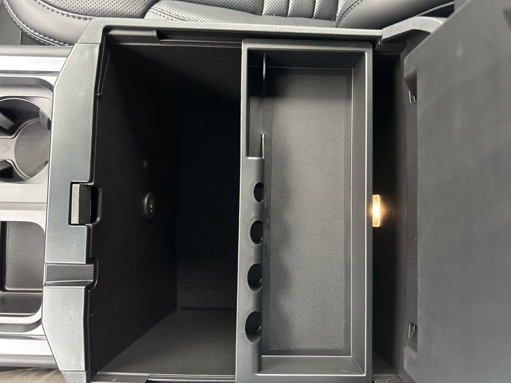 New 2026 Ford F250 Platinum image 31