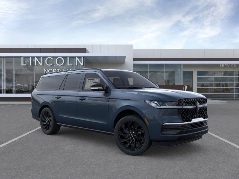 New 2025 Lincoln Navigator L Reserve w/ Jet Appearance Package image 7