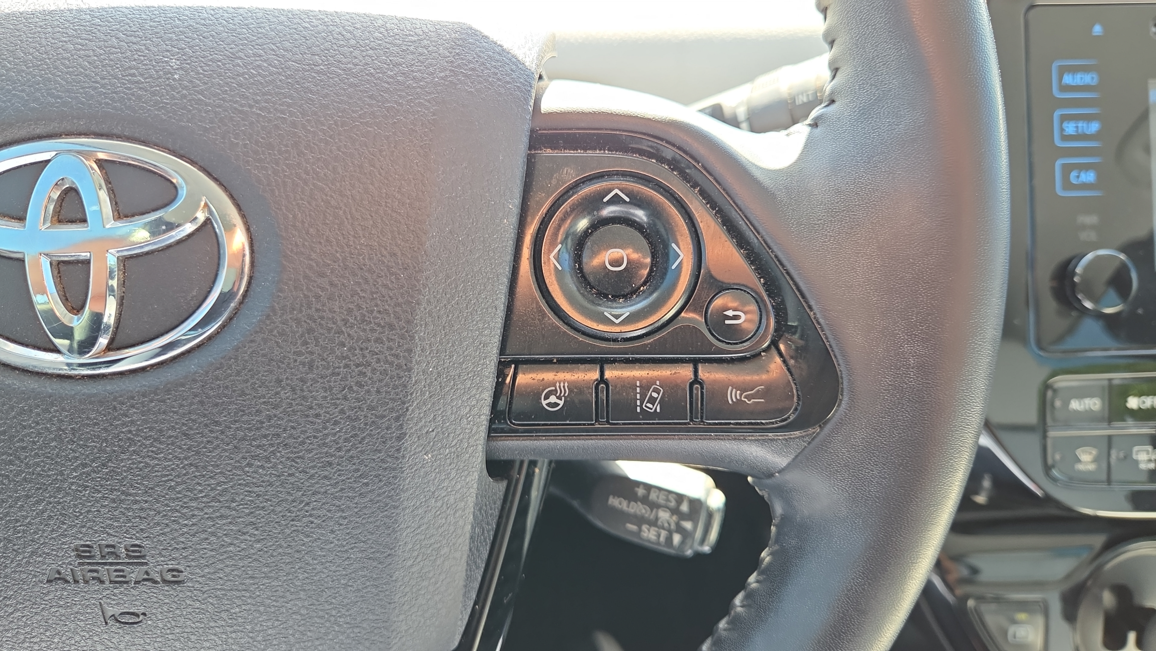 Used 2019 Toyota Prius XLE FWD image 24