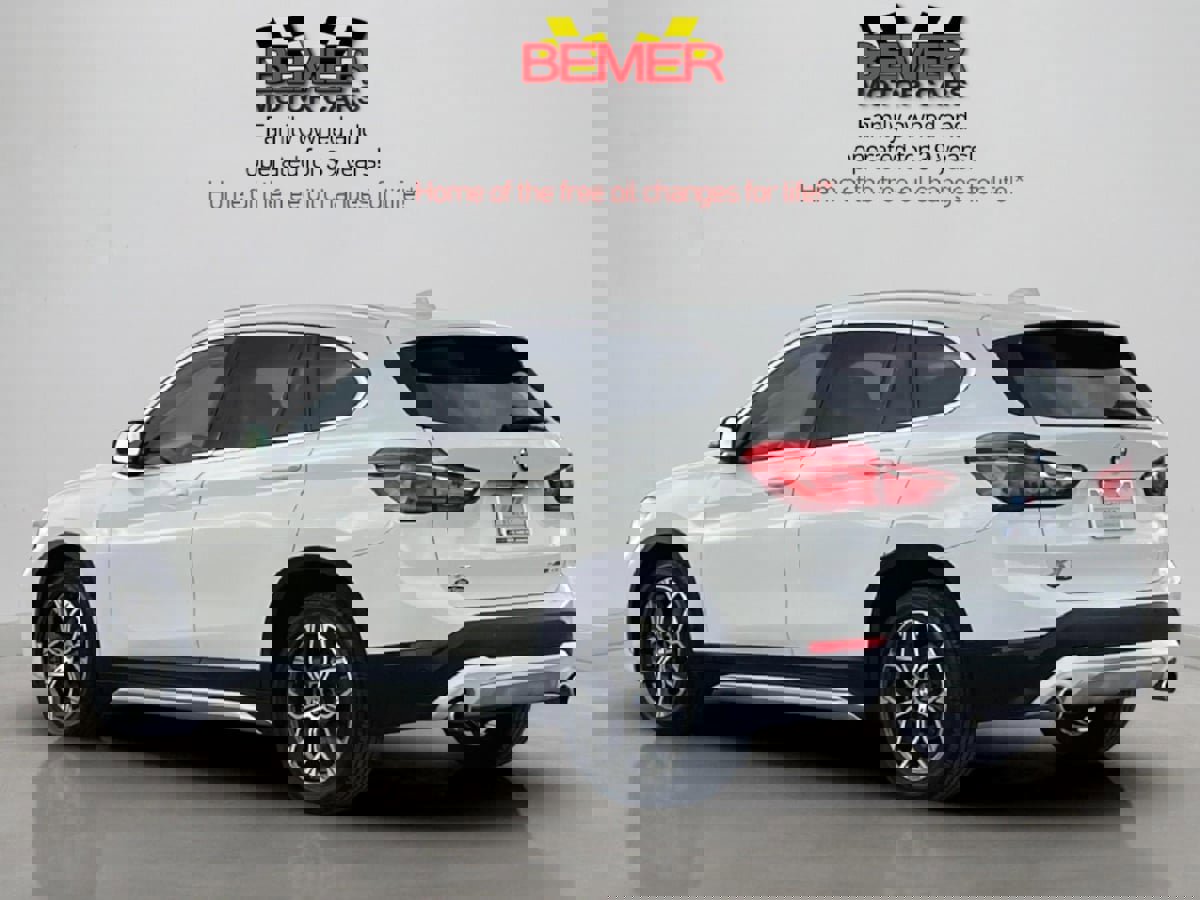 Used 2021 BMW X1 sDrive28i w/ Convenience Package image 3