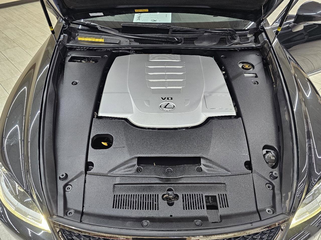 Used 2017 Lexus LS 460 w/ F Sport Midnight Edition image 43