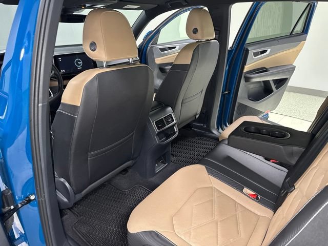 Used 2025 Volkswagen Atlas Cross Sport SE w/ Panoramic Sunroof Package AWD/4WD image 24